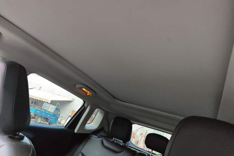 Used Jeep Compass 2017 200T Automatic Family Edition Headliner