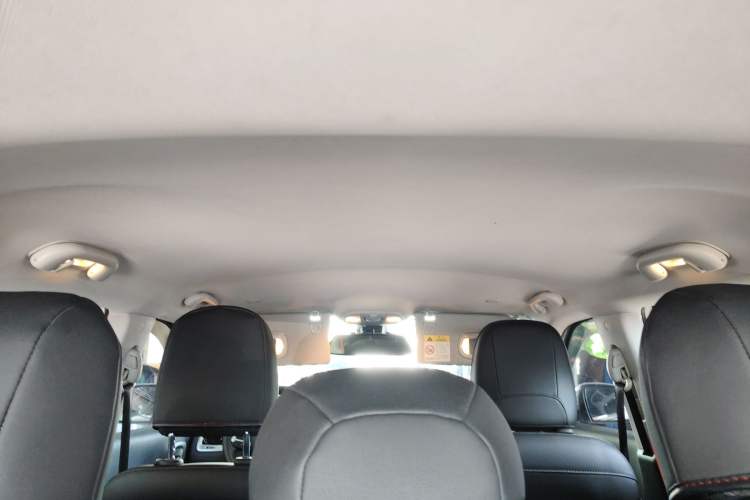 Used Jeep Compass 2017 200T Automatic Comfort Edition Headliner