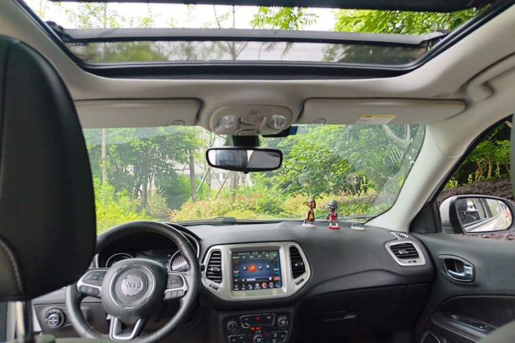 Used Jeep Compass 2017 200T Automatic Family Edition Headliner
