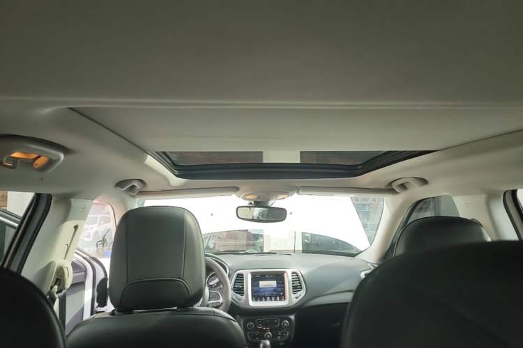 Used Jeep Compass 2017 200T Automatic Family Edition Headliner
