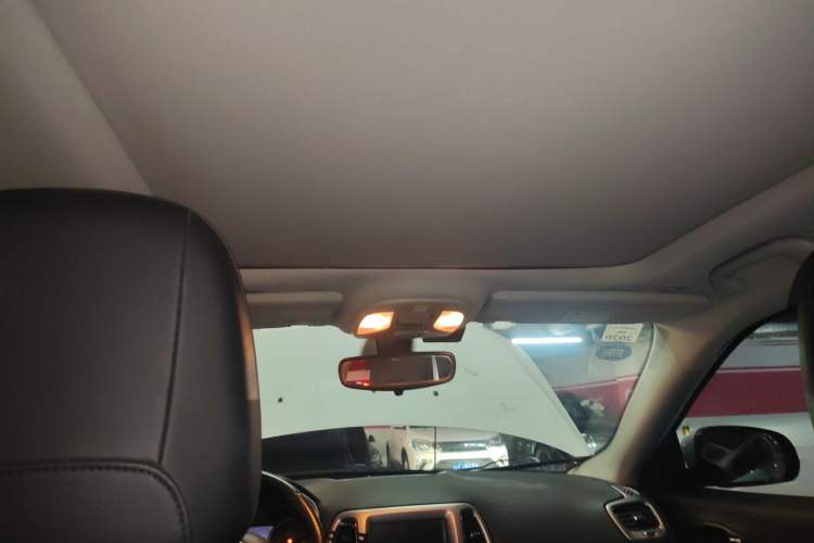 Used Jeep Compass 2017 200T Automatic Family Edition Headliner