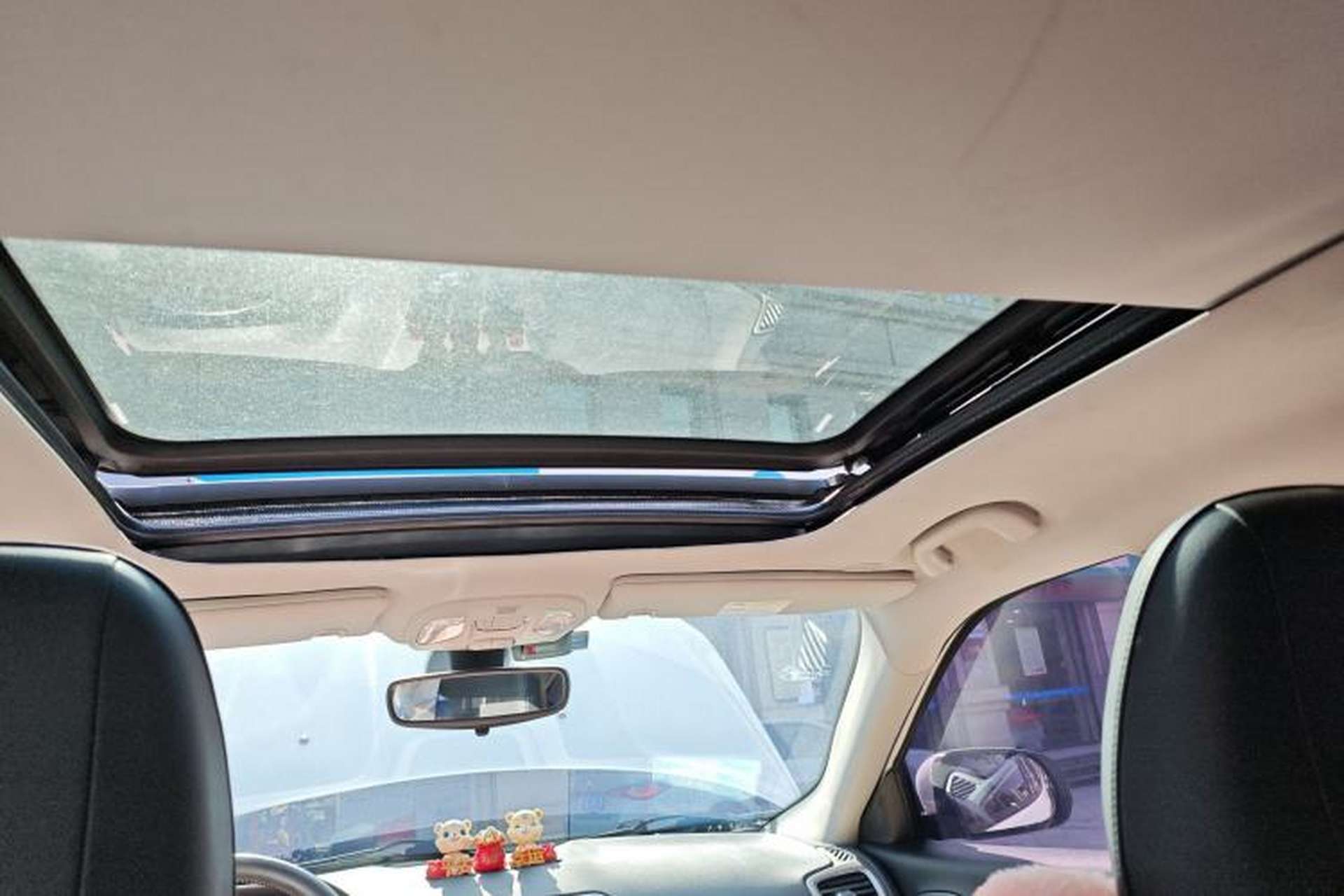 Used Jeep Compass 2017 200T Automatic Family Edition Headliner