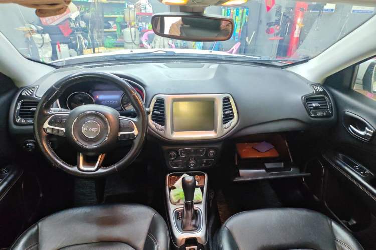 Used Jeep Compass 2017 200T Automatic Family Edition Headliner