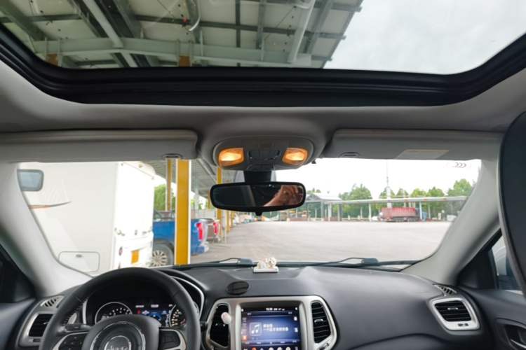 Used Jeep Compass 2017 200T Automatic Family Edition Headliner