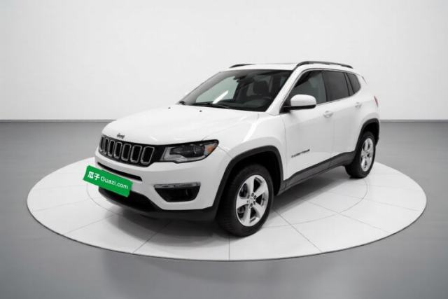 Ojetý Jeep Compass 2017 200T Automatic Family Edition