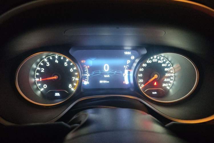 Used Jeep Compass 2017 200T Automatic Family Edition Instrument Cluster