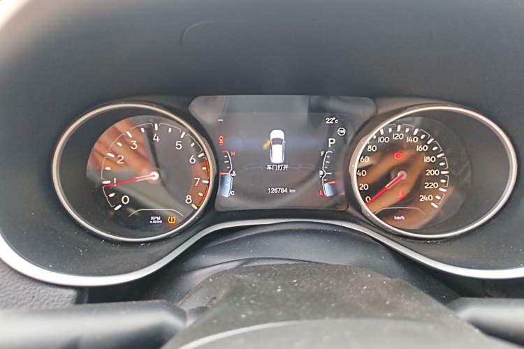 Used Jeep Compass 2017 200T Automatic Family Edition Instrument Cluster
