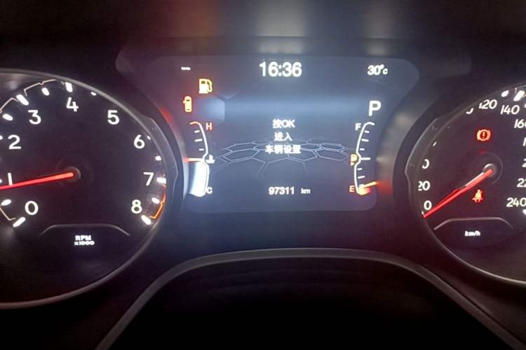 Used Jeep Compass 2017 200T Automatic Family Edition Instrument Cluster