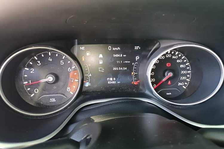 Used Jeep Compass 2017 200T Automatic Family Edition Instrument Cluster