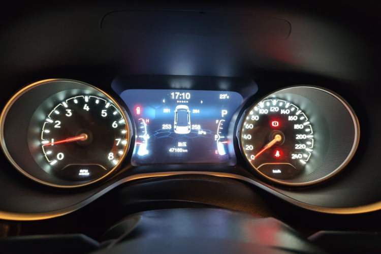 Used Jeep Compass 2017 200T Automatic Family Edition Instrument Cluster