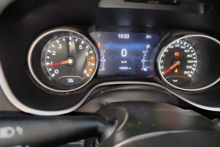 Used Jeep Compass 2017 200T Automatic Family Enjoyment Four-Wheel Drive Edition Instrument Cluster