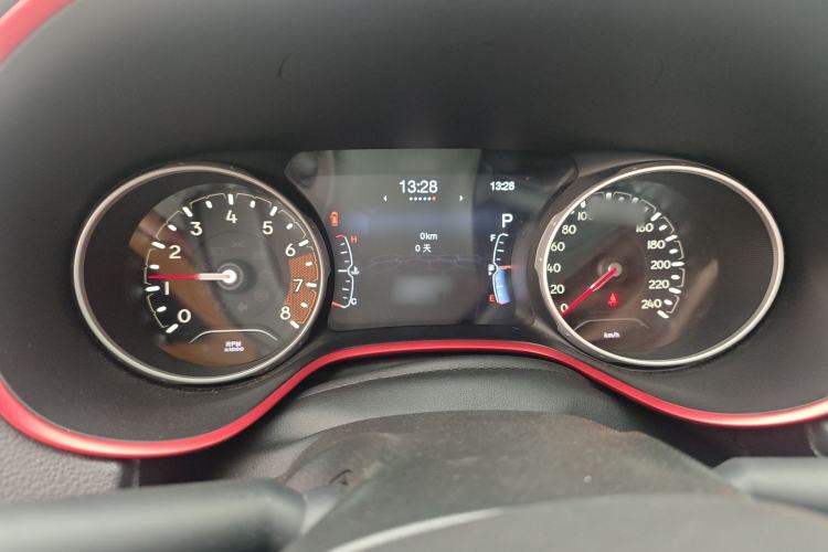 Used Jeep Compass 2017 200TS Automatic High-Performance All-Wheel Drive Edition Instrument Cluster
