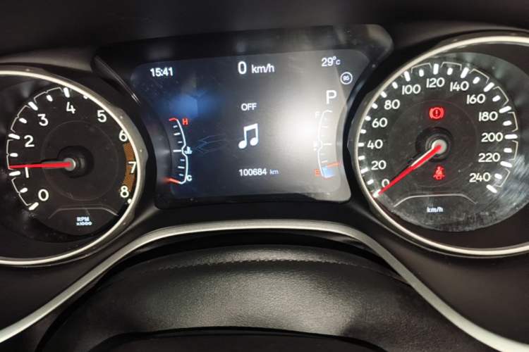 Used Jeep Compass 2017 200T Automatic Family Edition Instrument Cluster