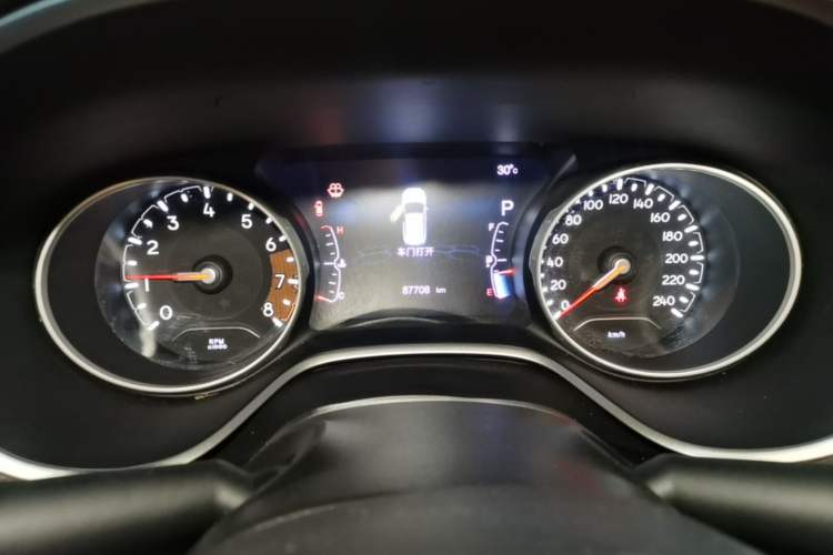 Used Jeep Compass 2017 200T Automatic Family Edition Instrument Cluster