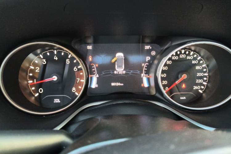 Used Jeep Compass 2017 200T Automatic Family Edition Instrument Cluster