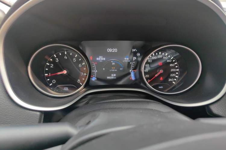 Used Jeep Compass 2017 200T Automatic Prestige Edition Instrument Cluster