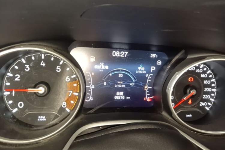Used Jeep Compass 2017 200T Automatic Family Edition Instrument Cluster