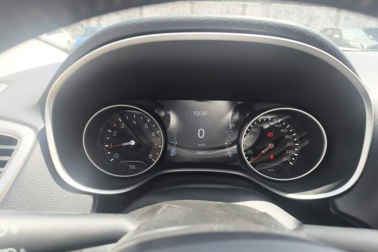 Used Jeep Compass 2017 200T Automatic Family Edition Instrument Cluster