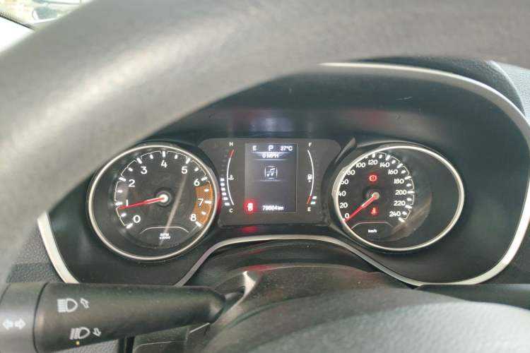 Used Jeep Compass 2017 200T Automatic Comfort Edition Instrument Cluster
