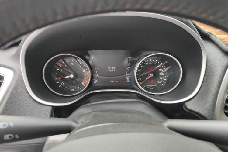 Used Jeep Compass 2017 200T Automatic Family Edition Instrument Cluster