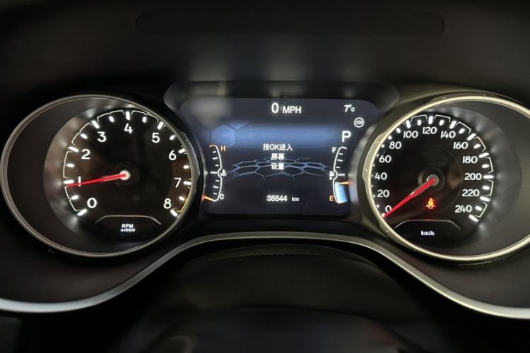 Used Jeep Compass 2017 200T Automatic Family Enjoyment Four-Wheel Drive Edition Instrument Cluster