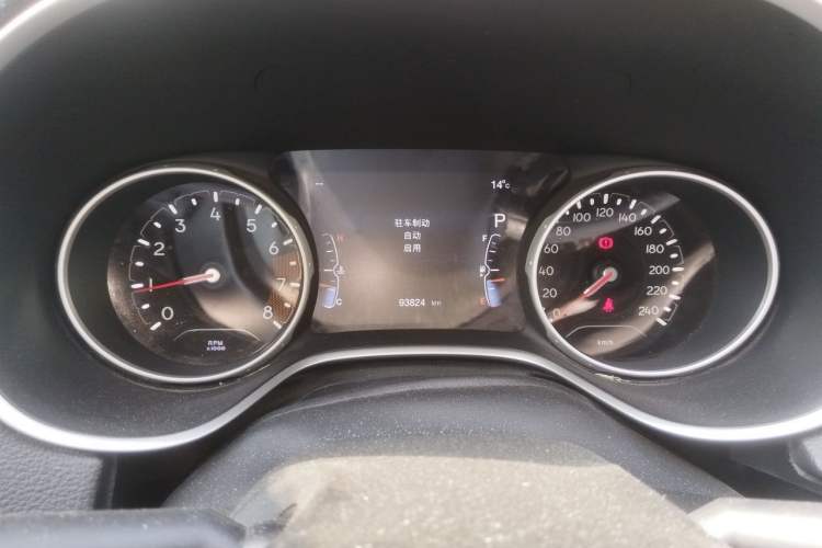 Used Jeep Compass 2017 200T Automatic Family Edition Instrument Cluster