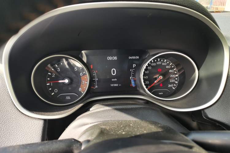 Used Jeep Compass 2017 200T Automatic Family Edition Instrument Cluster
