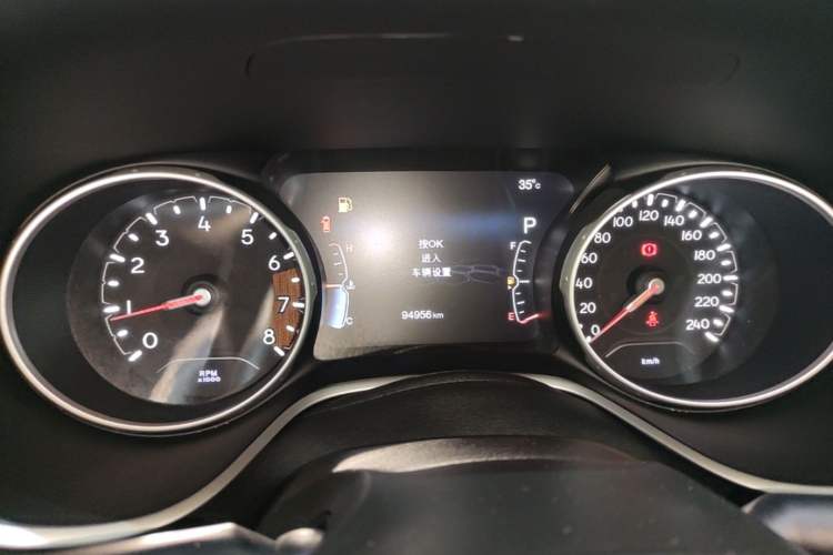 Used Jeep Compass 2017 200T Automatic Family Edition Instrument Cluster