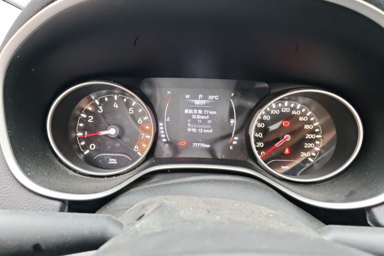 Used Jeep Compass 2017 200T Automatic Comfort Edition Instrument Cluster