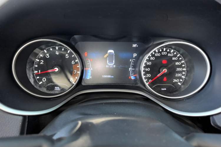 Used Jeep Compass 2017 200T Automatic Family Edition Instrument Cluster