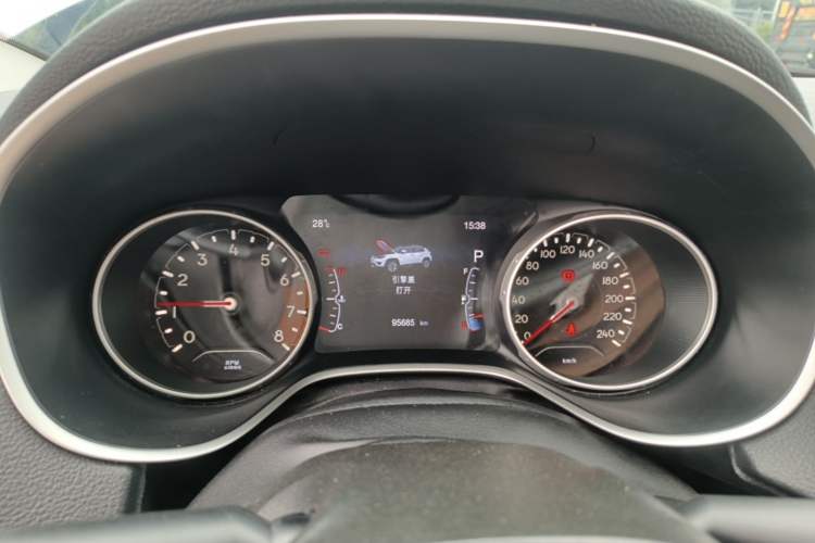 Used Jeep Compass 2017 200T Automatic Family Edition Instrument Cluster