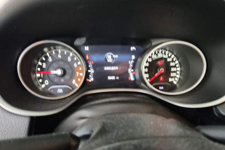 Used Jeep Compass 2017 200T Automatic Family Edition Instrument Cluster