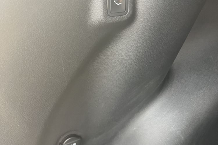 Used Jeep Compass 2017 200T Automatic Prestige Four-Wheel Drive Edition Interior 12