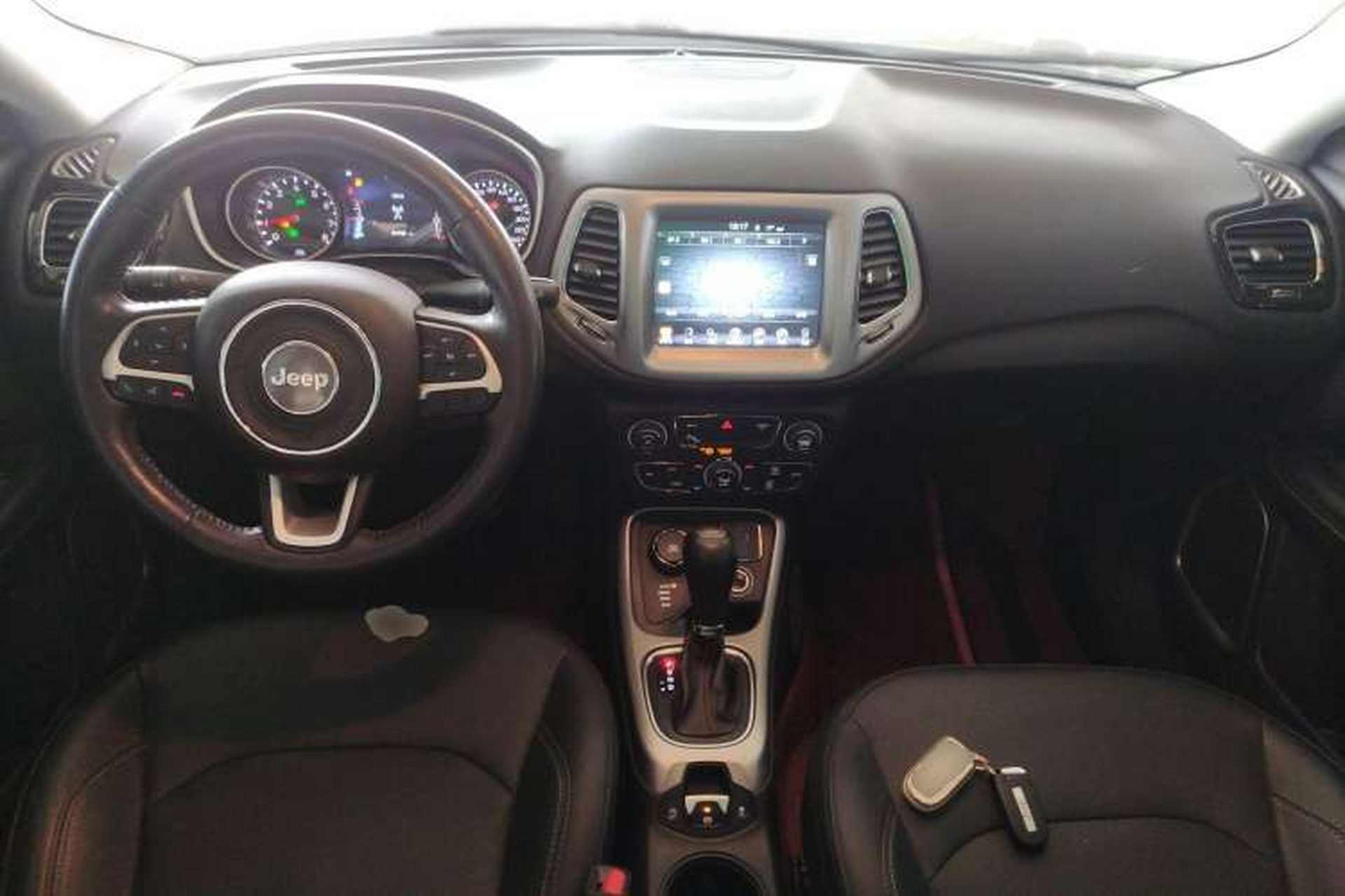 Used Jeep Compass 2017 200T Automatic Family Enjoyment Four-Wheel Drive Edition Interior 2