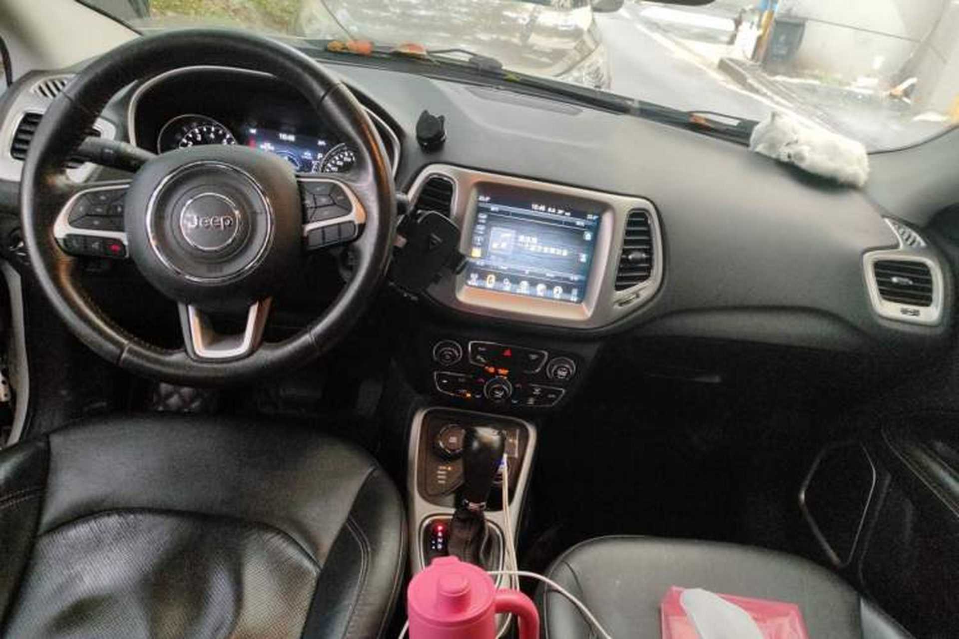 Used Jeep Compass 2017 200T Automatic Family Enjoyment Four-Wheel Drive Edition Interior 2