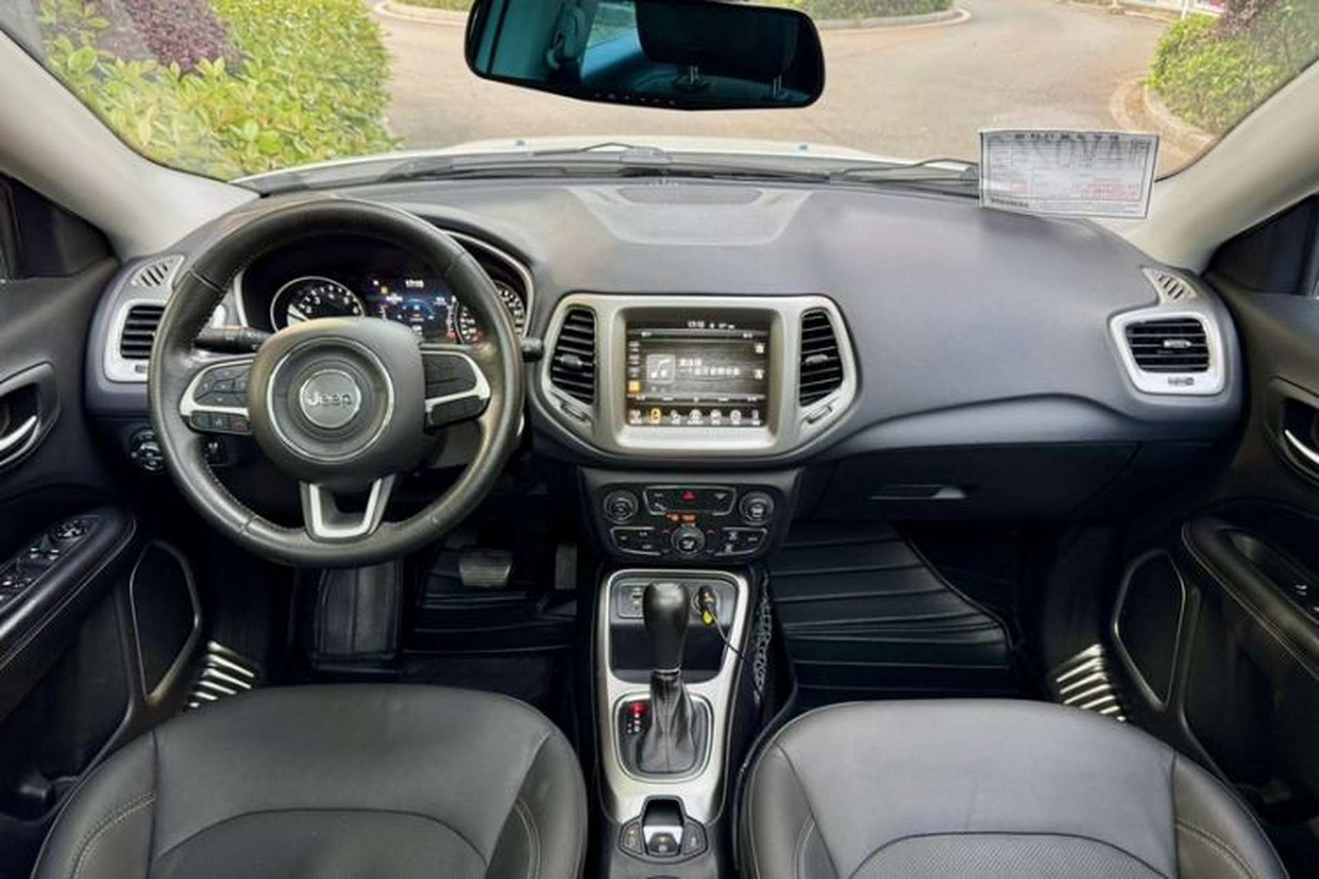 Used Jeep Compass 2017 200T Automatic Family Edition Interior 4
