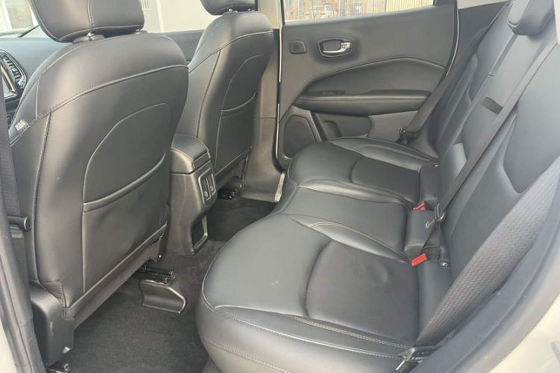Used Jeep Compass 2017 200T Automatic Prestige Four-Wheel Drive Edition Interior 4