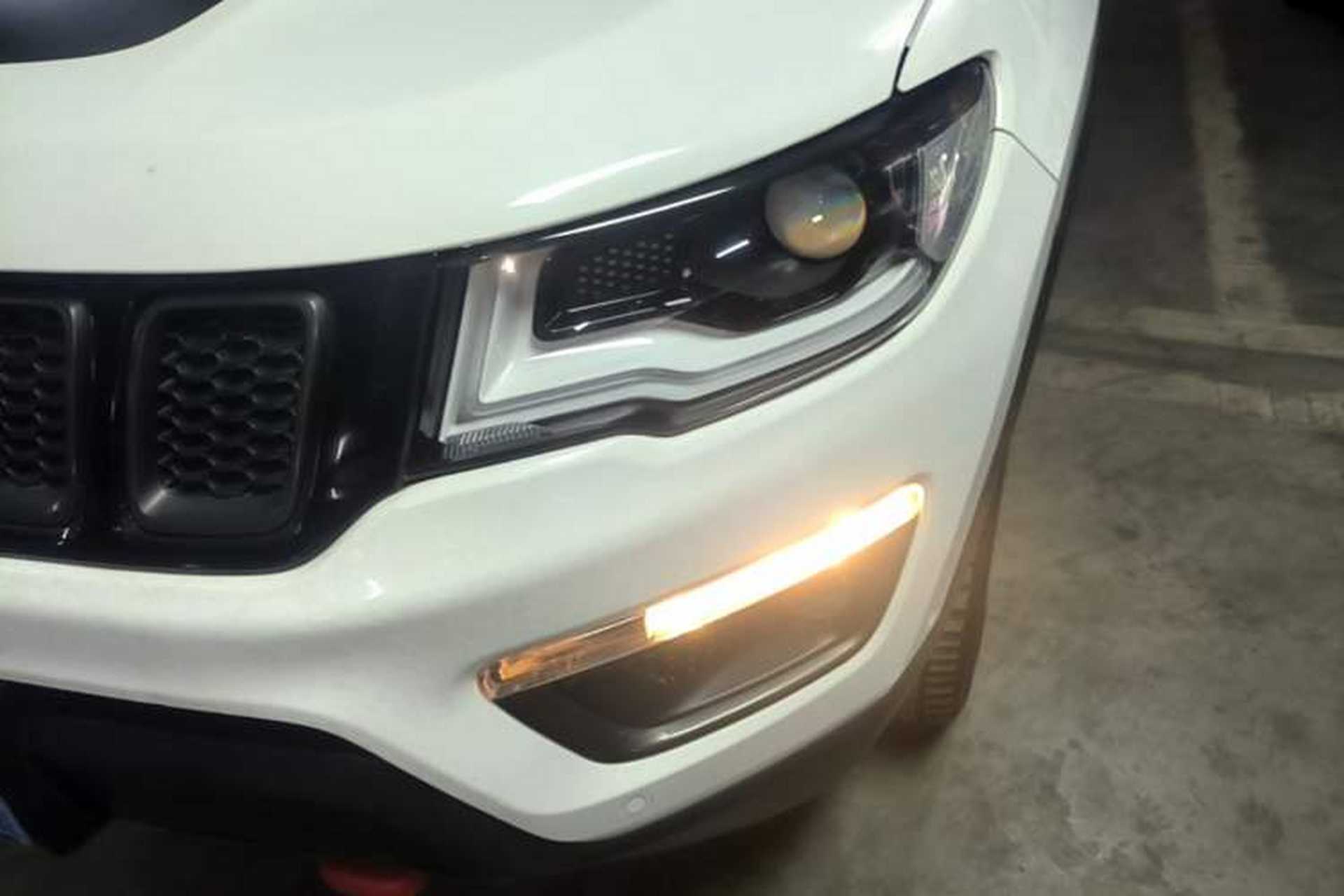 Used Jeep Compass 2017 200TS Automatic High-Performance All-Wheel Drive Edition Left Front Headlight