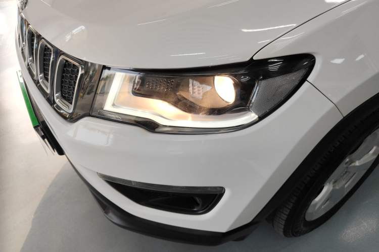 Used Jeep Compass 2017 200T Automatic Family Edition Left Front Headlight