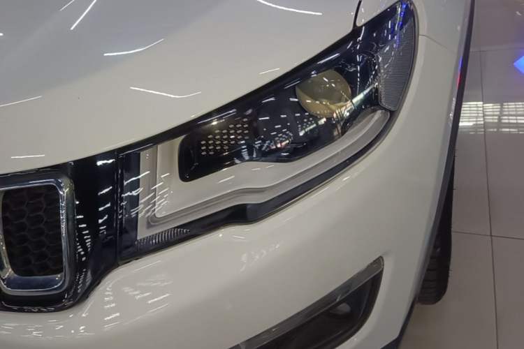 Used Jeep Compass 2017 200T Automatic Family Edition Left Front Headlight