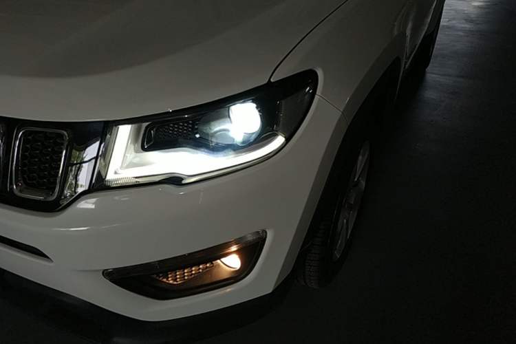 Used Jeep Compass 2017 200T Automatic Family Edition Left Front Headlight