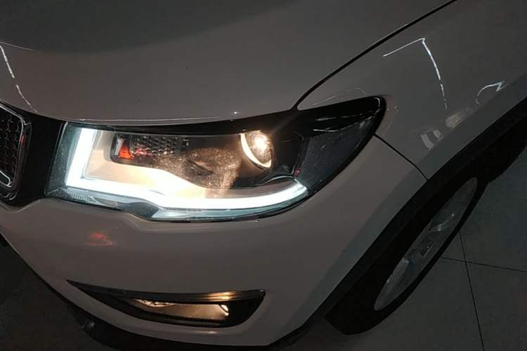 Used Jeep Compass 2017 200T Automatic Family Edition Left Front Headlight