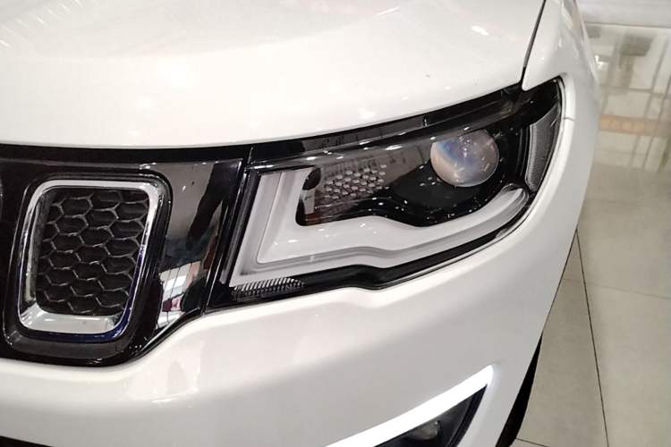 Used Jeep Compass 2017 200T Automatic Family Edition Left Front Headlight