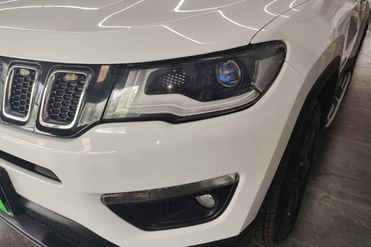 Used Jeep Compass 2017 200T Automatic Enjoyment Edition Left Front Headlight