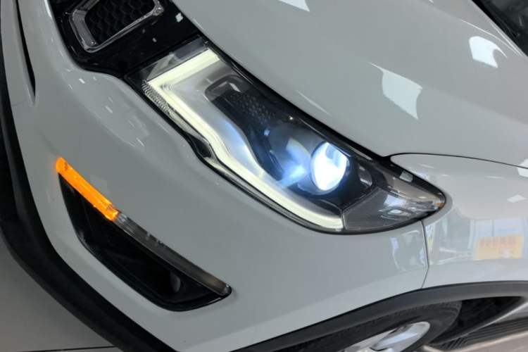 Used Jeep Compass 2017 200T Automatic Family Edition Left Front Headlight