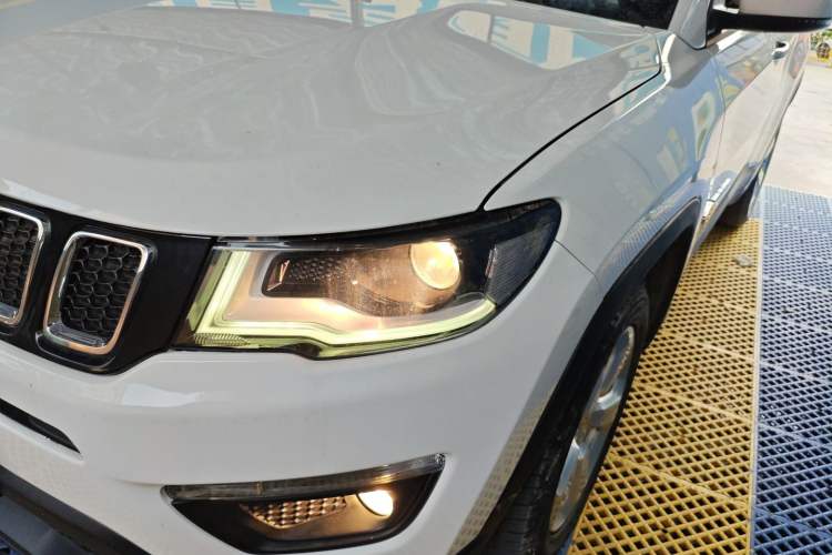 Used Jeep Compass 2017 200T Automatic Family Edition Left Front Headlight