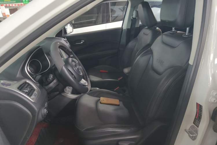 Used Jeep Compass 2017 200T Automatic Family Edition Left Front Seat