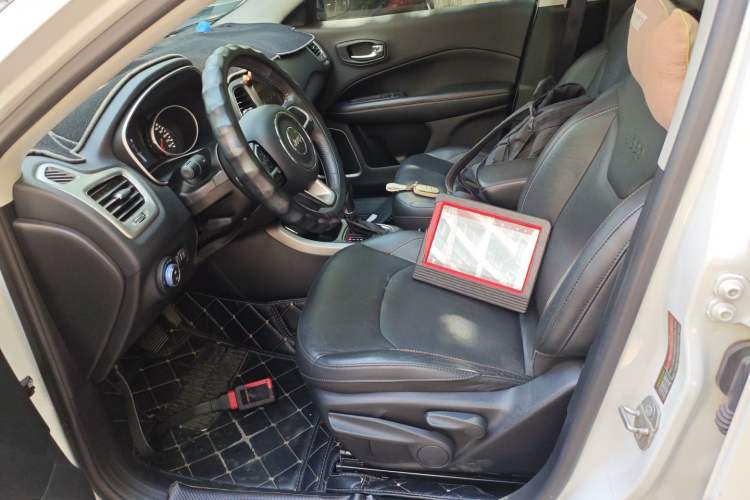 Used Jeep Compass 2017 200T Automatic Family Edition Left Front Seat