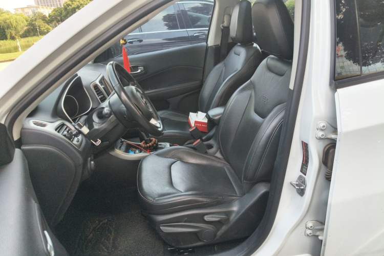 Used Jeep Compass 2017 200T Automatic Family Edition Left Front Seat