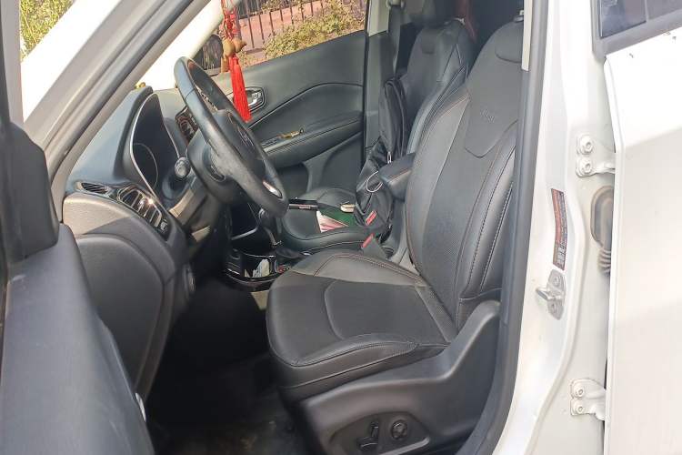 Used Jeep Compass 2017 200T Automatic Prestige Edition Left Front Seat